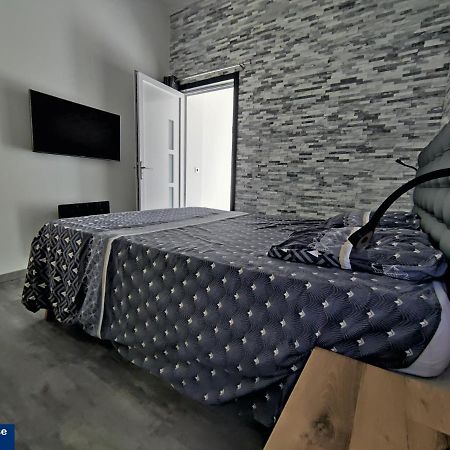 Sky House Agen Logement détente avec Spa Jacuzzi Sauna Hammam Exterior foto